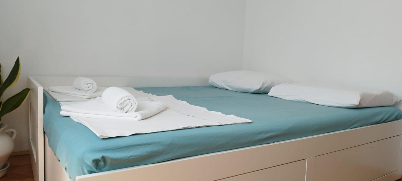 7 Flower Street Apartment Sempeter pri Gorici Екстериор снимка