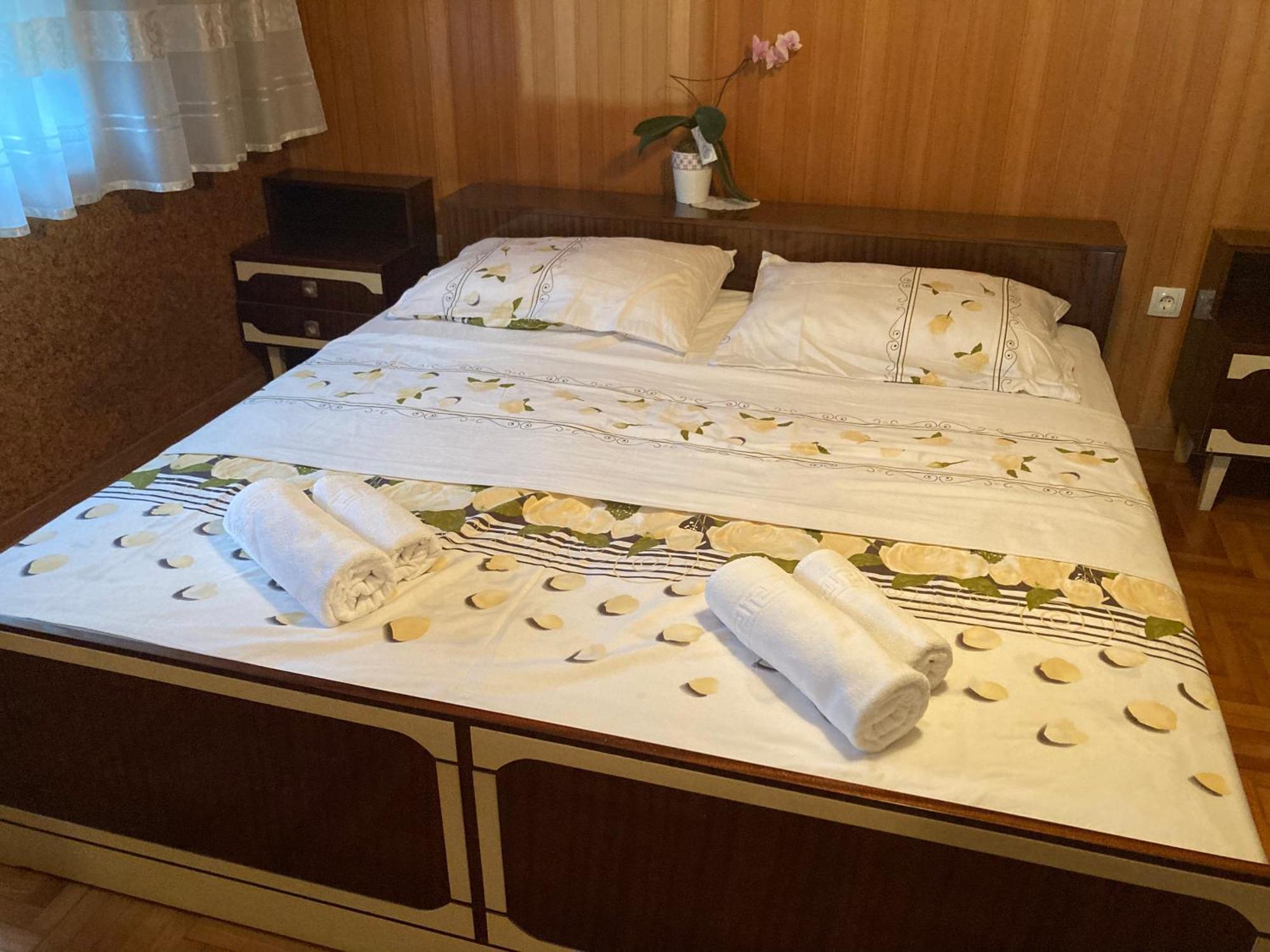 7 Flower Street Apartment Sempeter pri Gorici Екстериор снимка